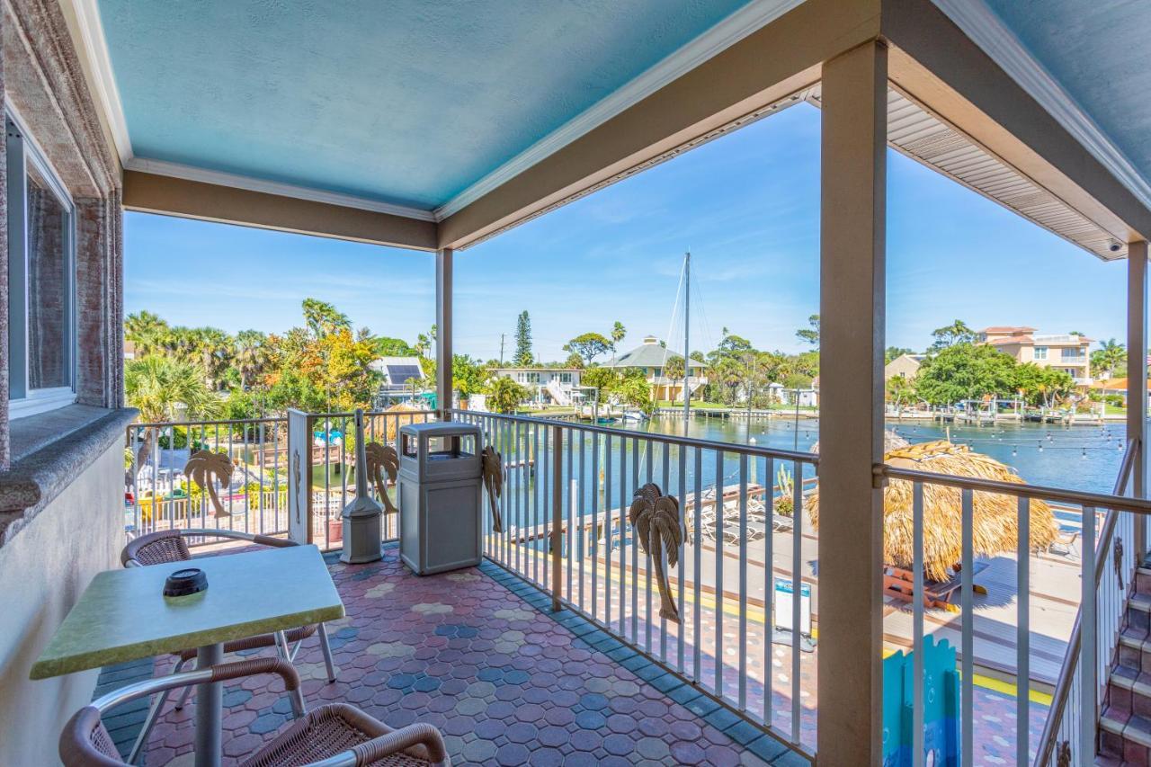 Bay Palms Waterfront Resort - Hotel And Marina St. Pete Beach Zewnętrze zdjęcie