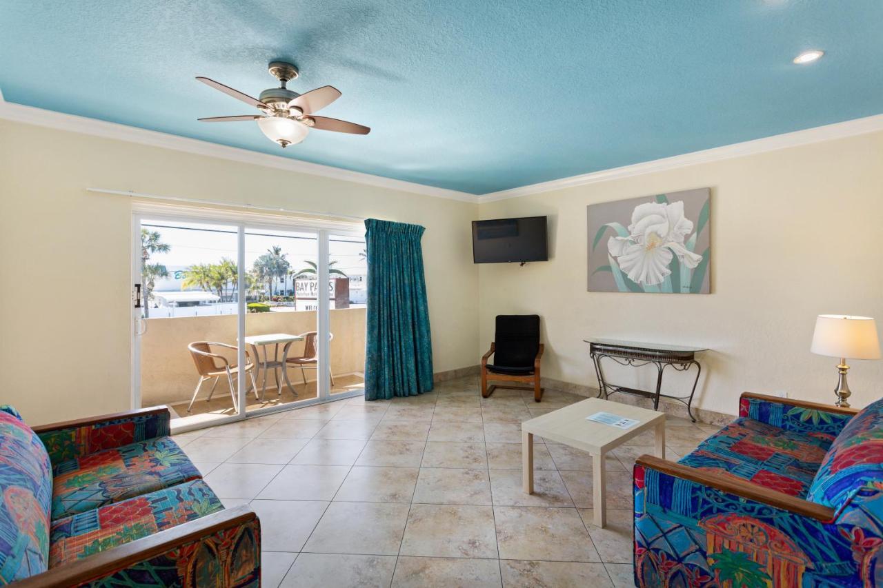 Bay Palms Waterfront Resort - Hotel And Marina St. Pete Beach Pokój zdjęcie