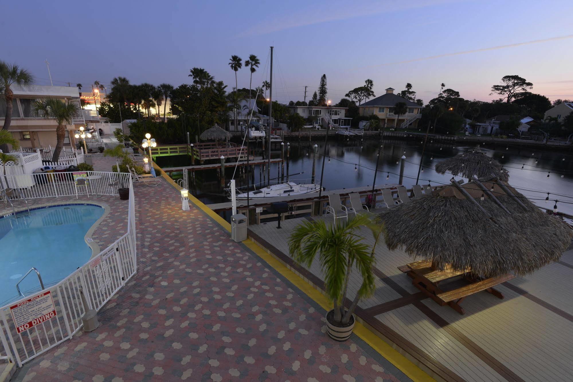 Bay Palms Waterfront Resort - Hotel And Marina St. Pete Beach Zewnętrze zdjęcie